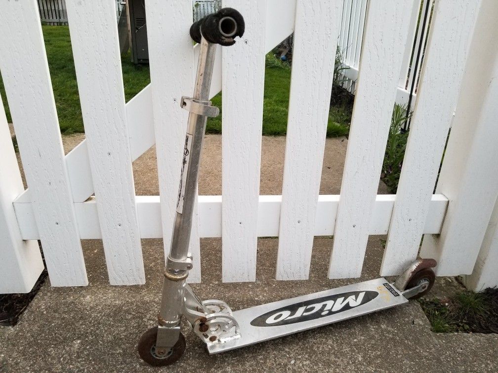 Vintage huffy micro scooter