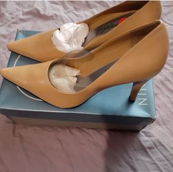 Nude Nine West Heel Size 10