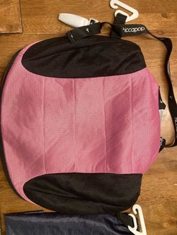 Kids Hiccapop inflatable booster car seat.. one of my fav things for travel