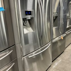 Samsung Refrigerator Silver 