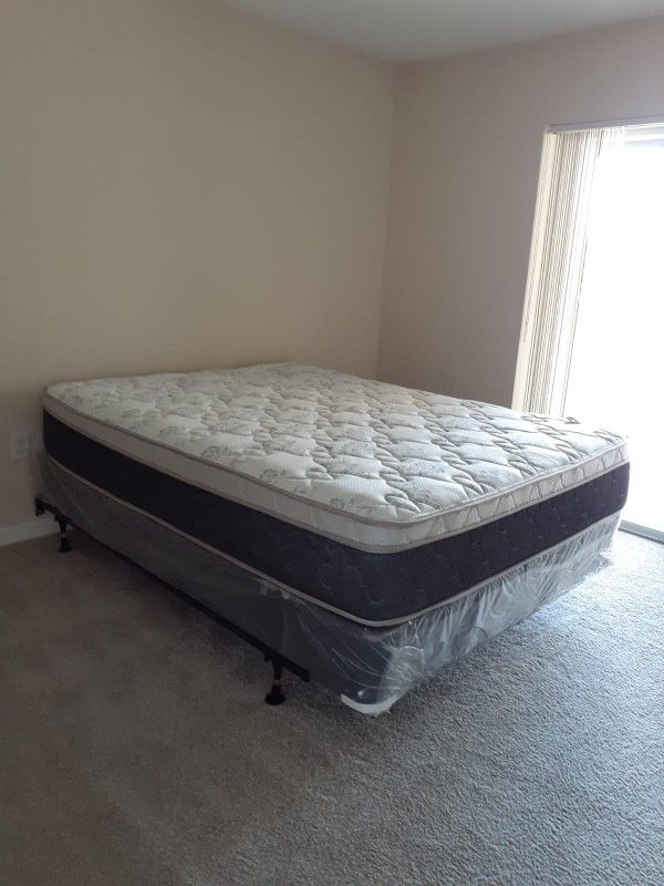 🌈NEW QUEEN PILLOWTOP MATTRESS and BOX SPRING. Bed Frame Sold Separately