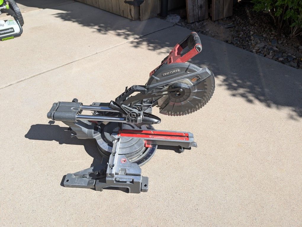 Craftsman 10"  Sliding Compound Miter Saw 15amp 