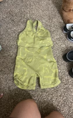 Gymshark Outfit Medium