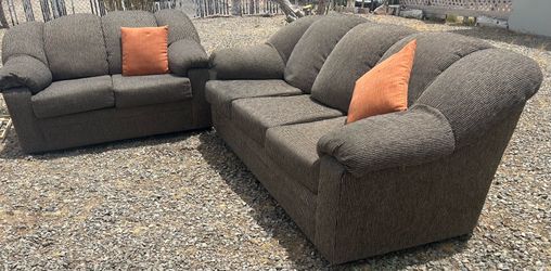 2 couches good condition no damage