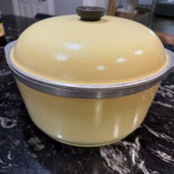 Vintage Club Cookware aluminum 8 qt size