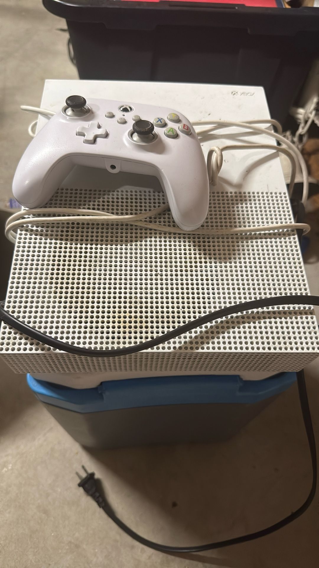 Xbox One S