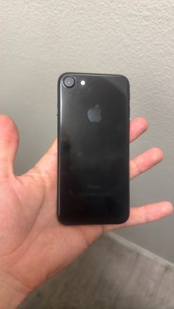 Apple iPhone 7 locked