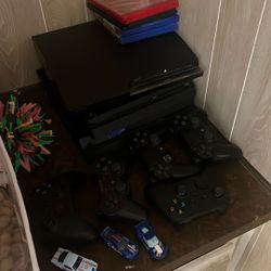 2 ps4 and a ps3 