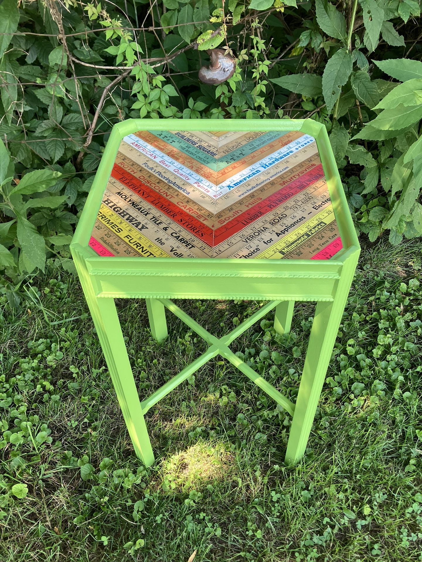 VINTAGE - Decorative Table