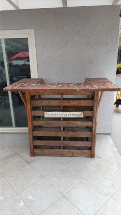 Bar table