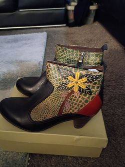 Women's ankle boots