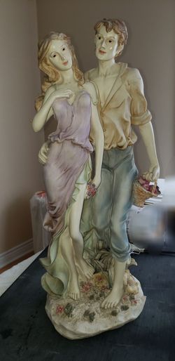 Statue Girl Boy