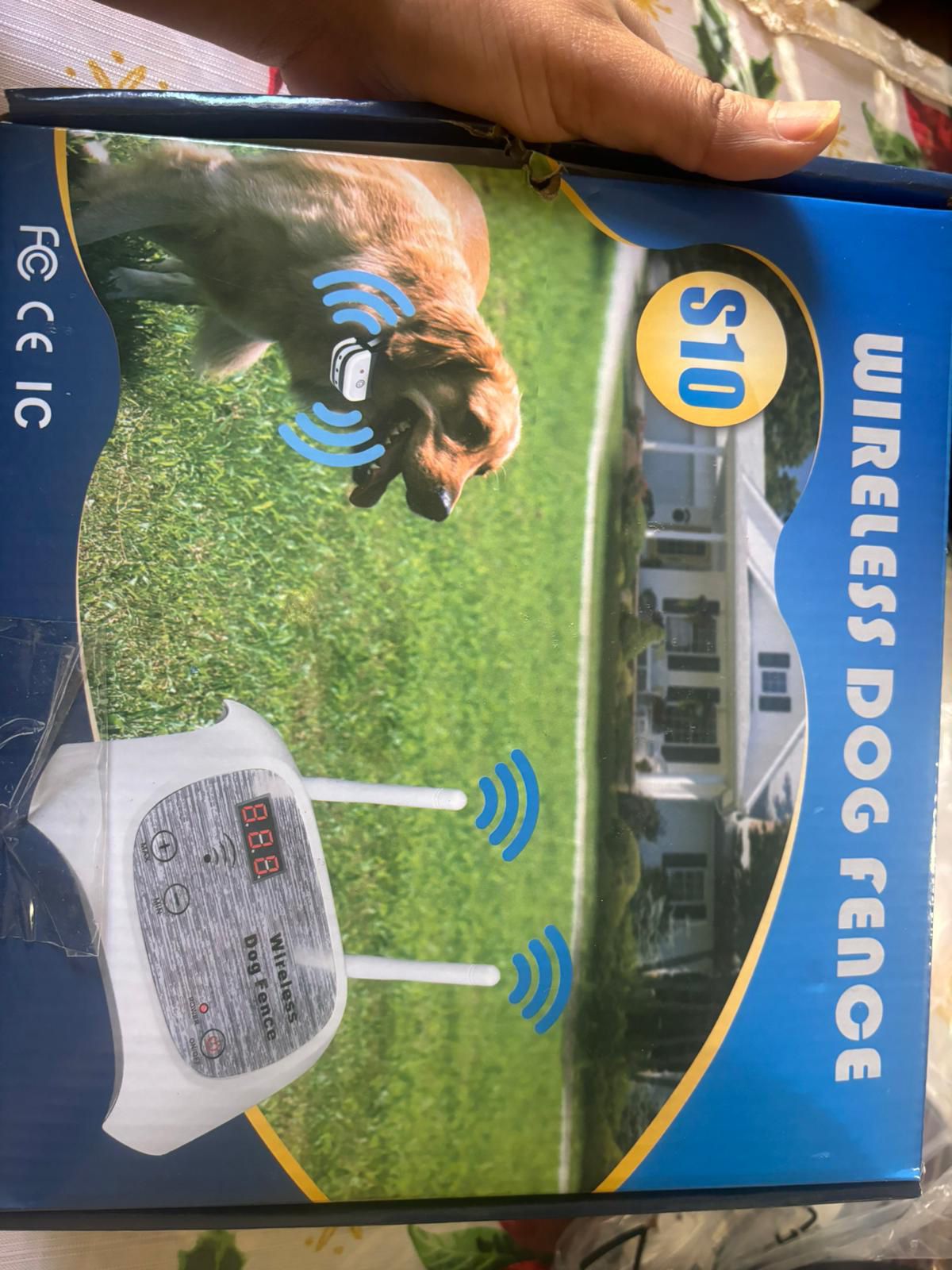 Just Pet Wireless Dog Fence M-3 With 1 Collar, Yellow Stakes S10 NEW