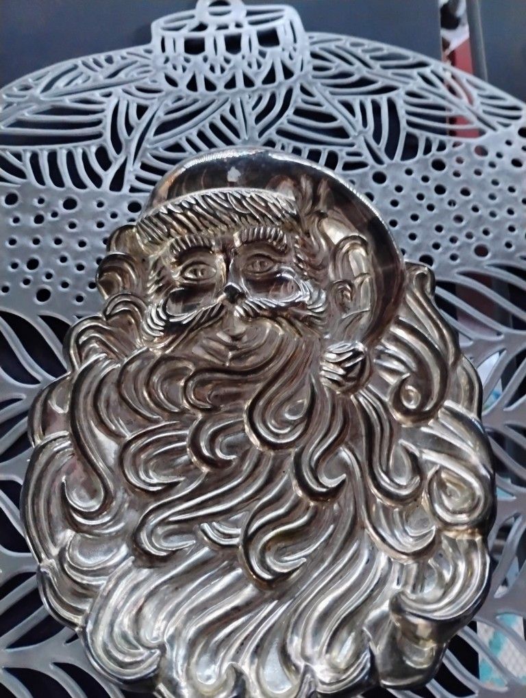 Santa Face Vintage Plate $14