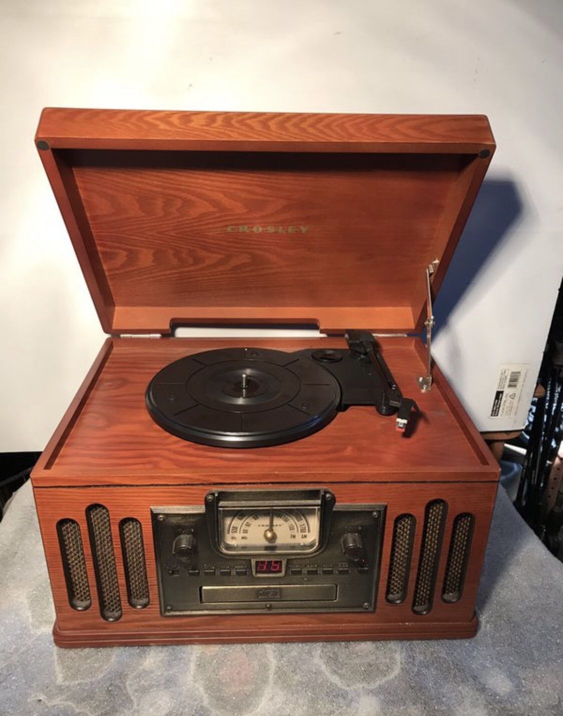 CROSLEY Record,CD,Cassettes and Radio Player