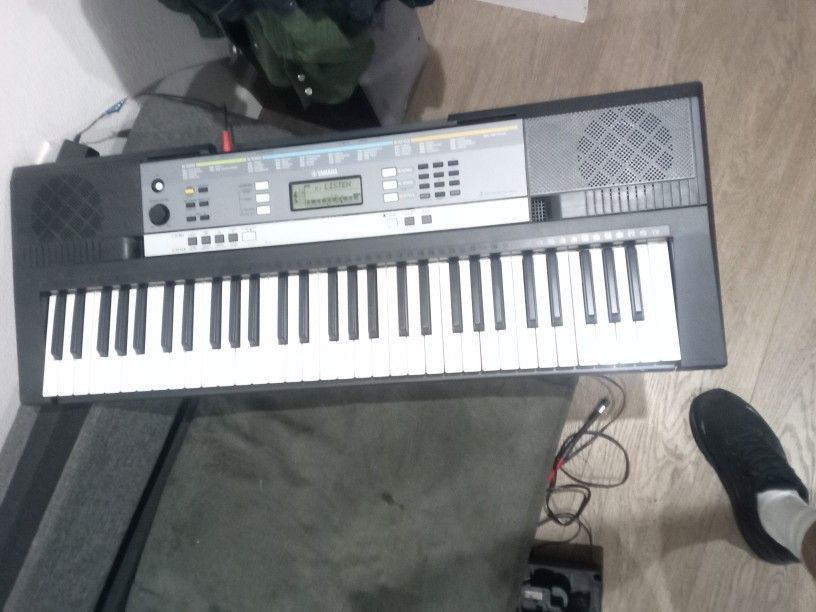 Yamaha Music Keybord
