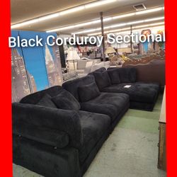 🤩 Black Sectional