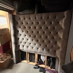 Queen Bed 