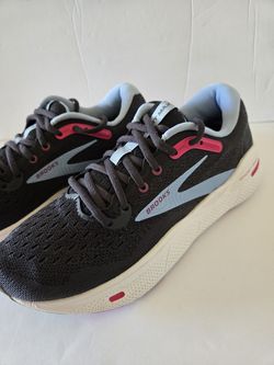 Brooks Ghost Max Women's Size 8 Shoes