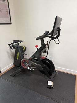 Peloton Bike