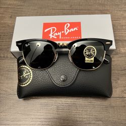 New RayBan Classic Clubmaster RB3016 Size 51 With Original