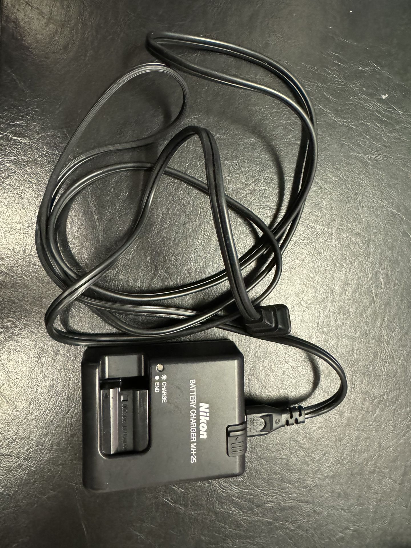 Nikon Quick Charger MH-25