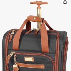 Steve Madden Global wheeled Underwear Bag