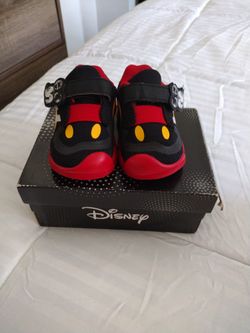Mickey Mouse Adidas Size 4c 