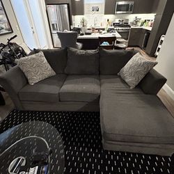 L Couch - Reversible L 