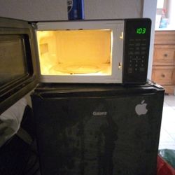 Microwave And Fridge Mini 
