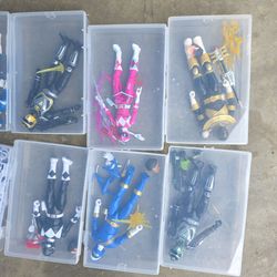 Power rangers lightning collection figures