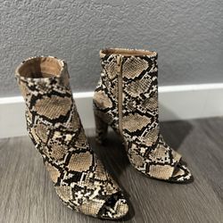 Fashion Nova Open Toe Bootie 