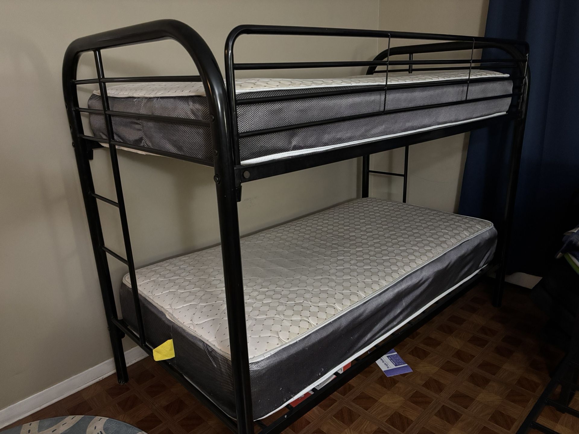 Twin Size Bunk Beds With Mattresses