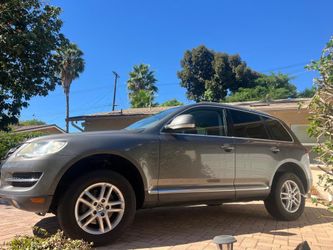 2009 Volkswagen Touareg 2