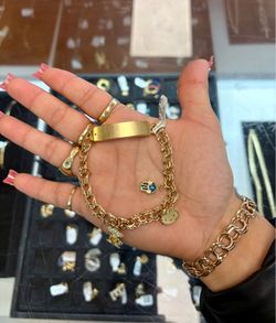 Gold bracelet