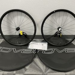 Specialized Roval Terra C Wheelset  Shimano /SRAM  DT Swiss 370 Hub  New With Wheel Bags