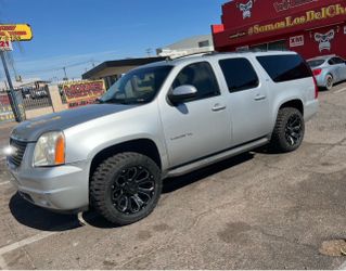 2013 GMC Yukon XL SLT