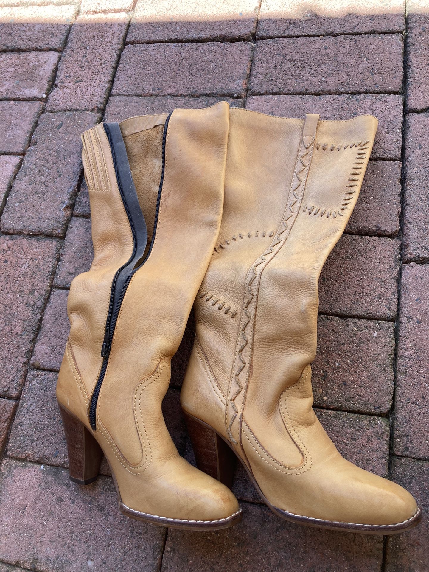 Size 5 Leather Boots