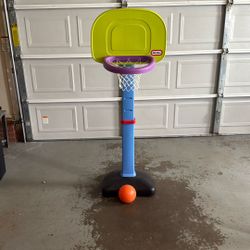 Little Tikes Basketball Hoop