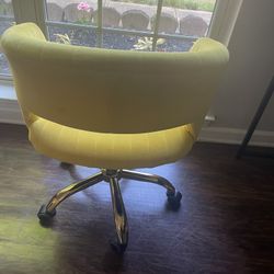 Desk chair 