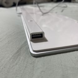Genuine OEM Apple Keyboard Wired Number Pad White A1243 