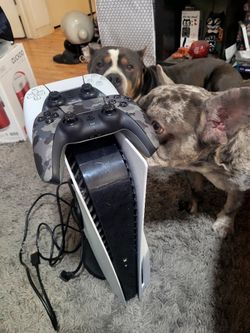 PS5 DISC VERSION TWO CONTROLLERS $500