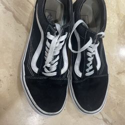 Vans 7 Men, 8.5 Womem