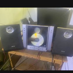 Phillips Brand Cd Player With Speakers