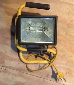 3 Work Lights with Cage