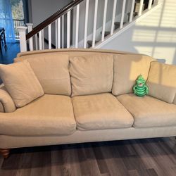 ETHAN ALLEN Arched Back Sofa in Gold Linen Weave