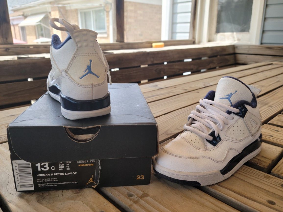 Air Jordan 4 Retro BG White Legend Blue Midnight Navy