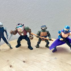 Retro TMNT Teenage Mutant Ninja Turtles Action Figure Set 2022 Playmates
