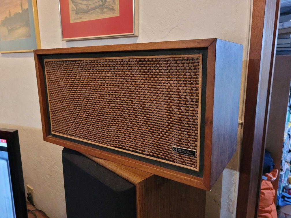 ElectroVoice E-V Seven A Vintage Bookshelf Speaker