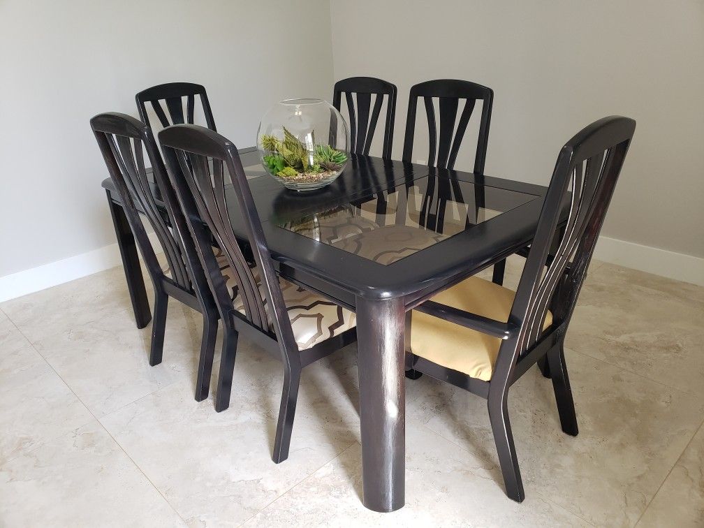 Dining table 6 chairs